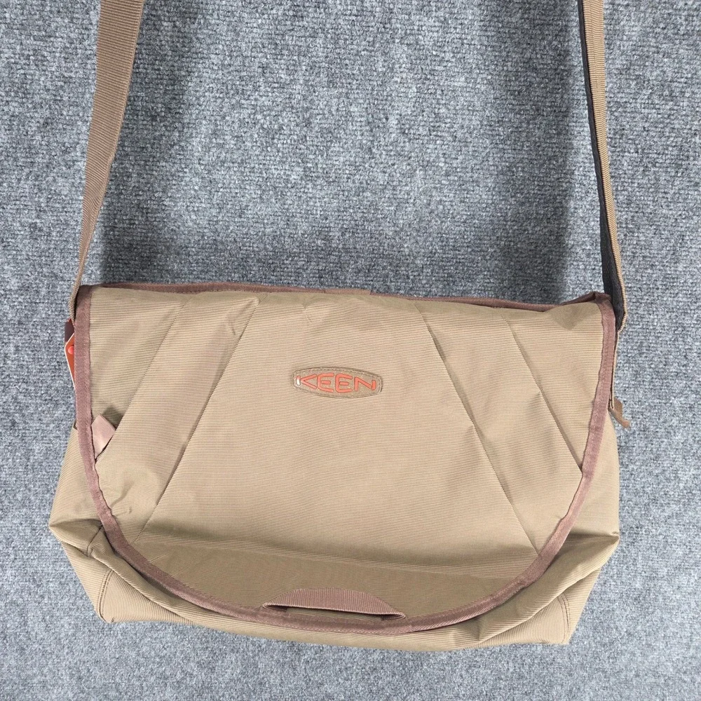 Keen messenger bag